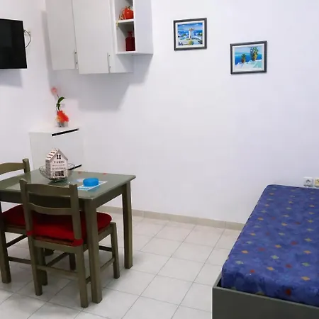 Appartamento Leonidas' With Sea View *